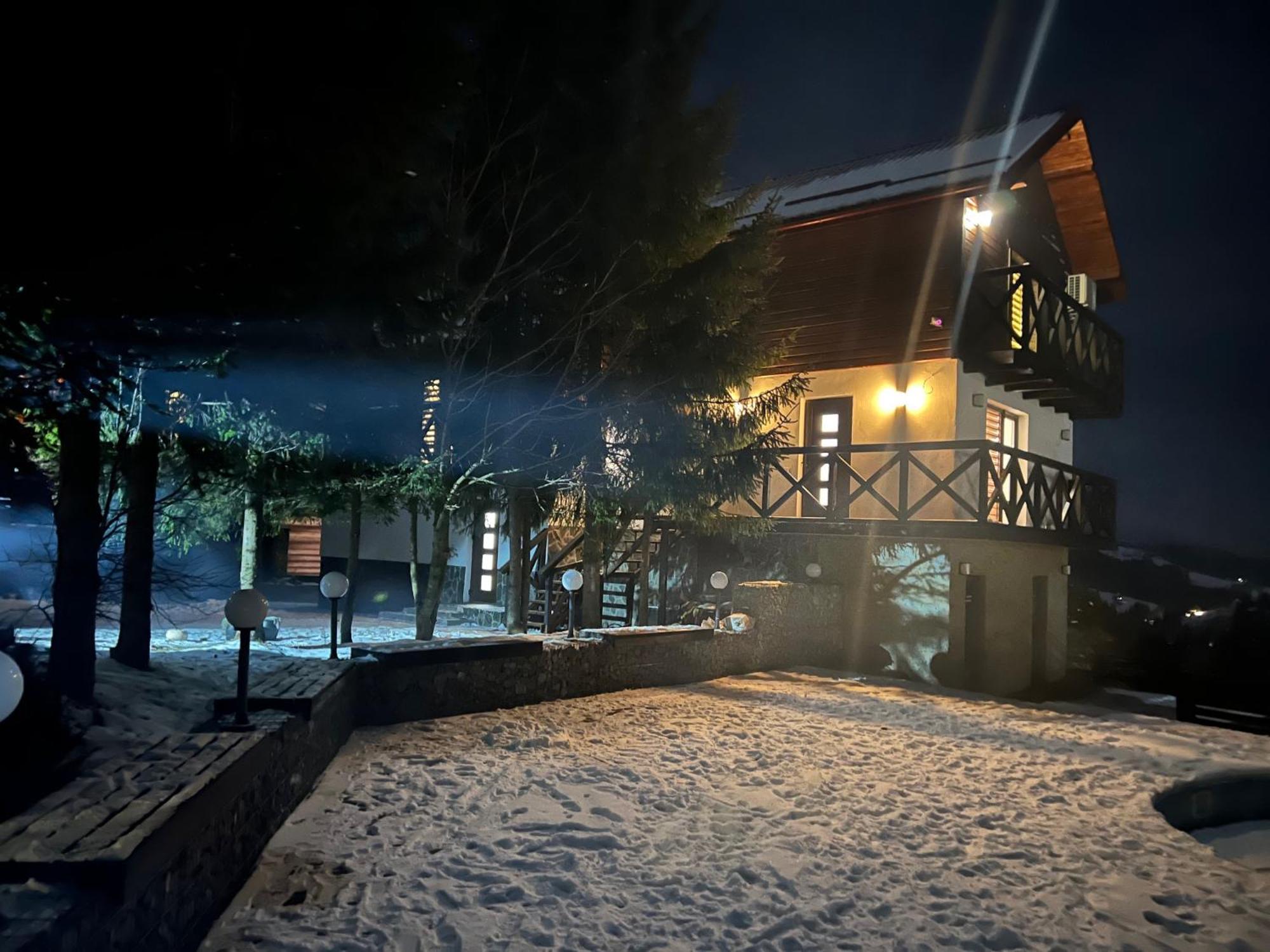 Panorama Karpat Hotel Yablunytsia Buitenkant foto